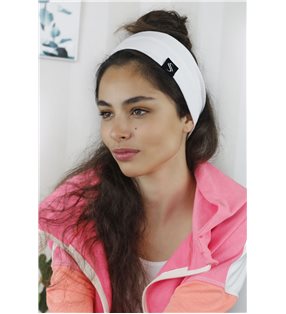 Čelenka Akai/ biela
