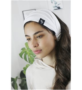 Čelenka Akai/ biela
